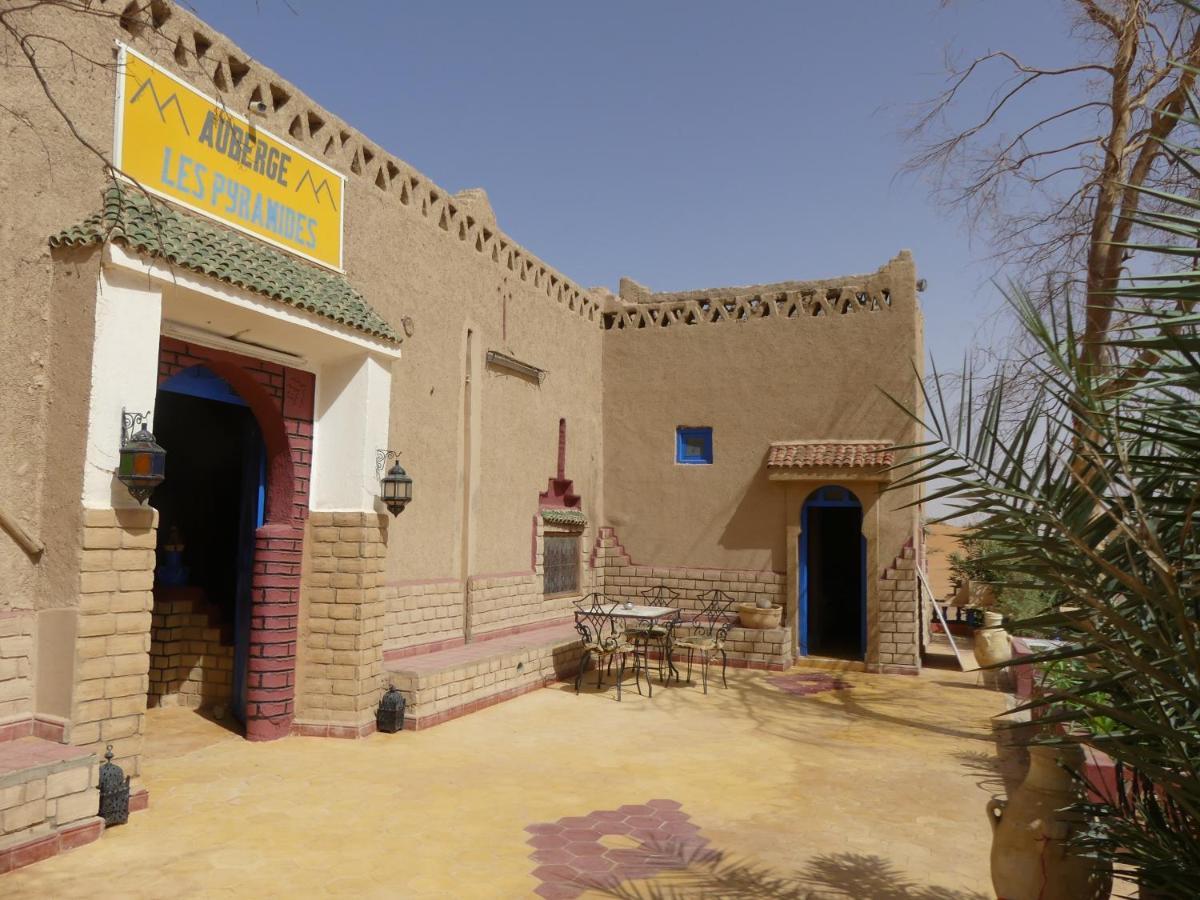 Les Pyramides Hotel Merzouga Exterior foto
