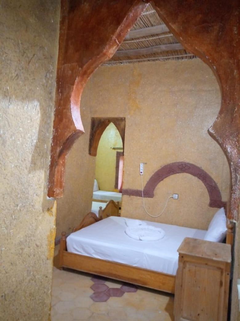 Les Pyramides Hotel Merzouga Exterior foto